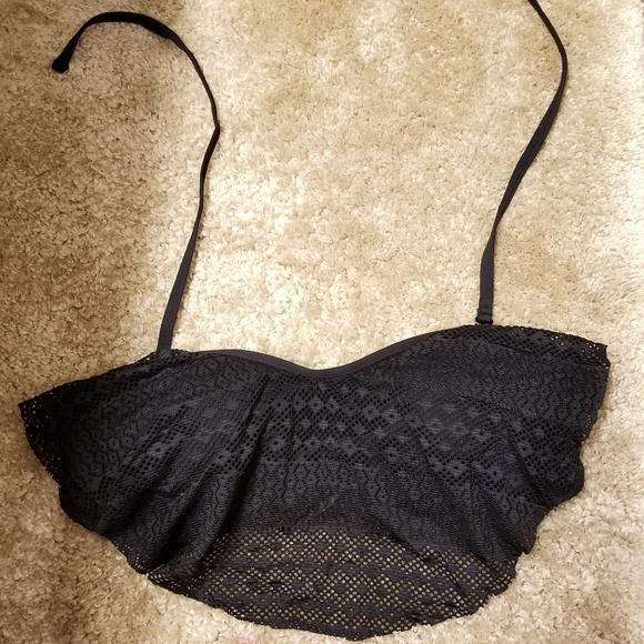 Cute flounce lace flower bikini top - Picture 2 of 5